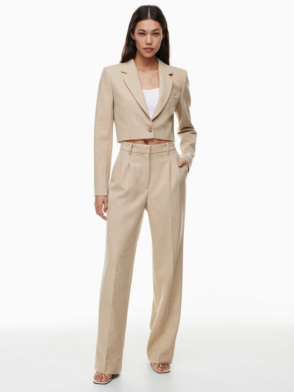 Aritzia The Effortless Pant